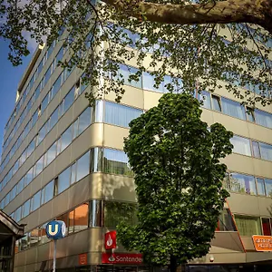 Simm's - Cityhotel Next To Metro U3 Viena