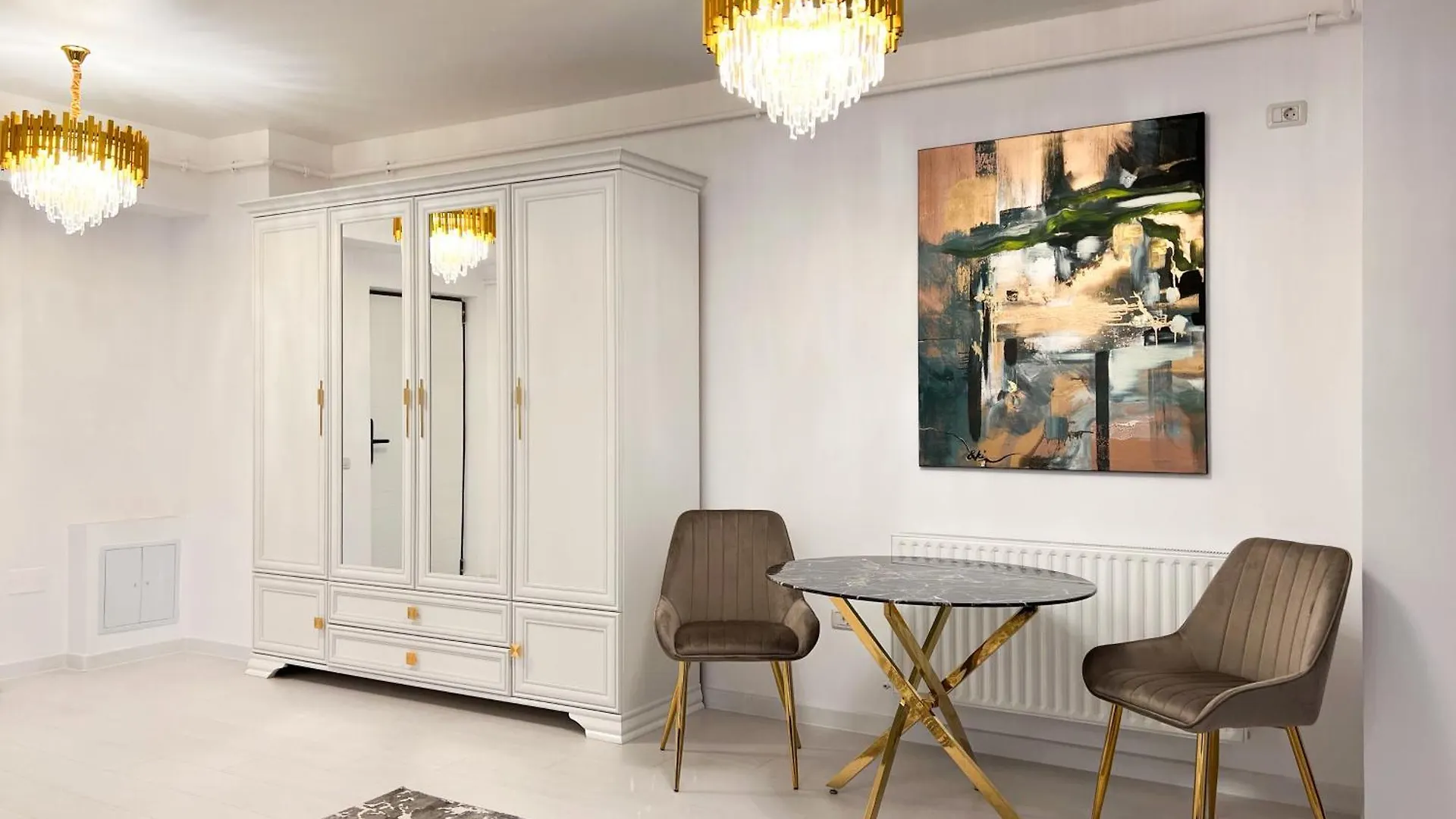 Apartment Happy Studio By Rh Living Bucharest