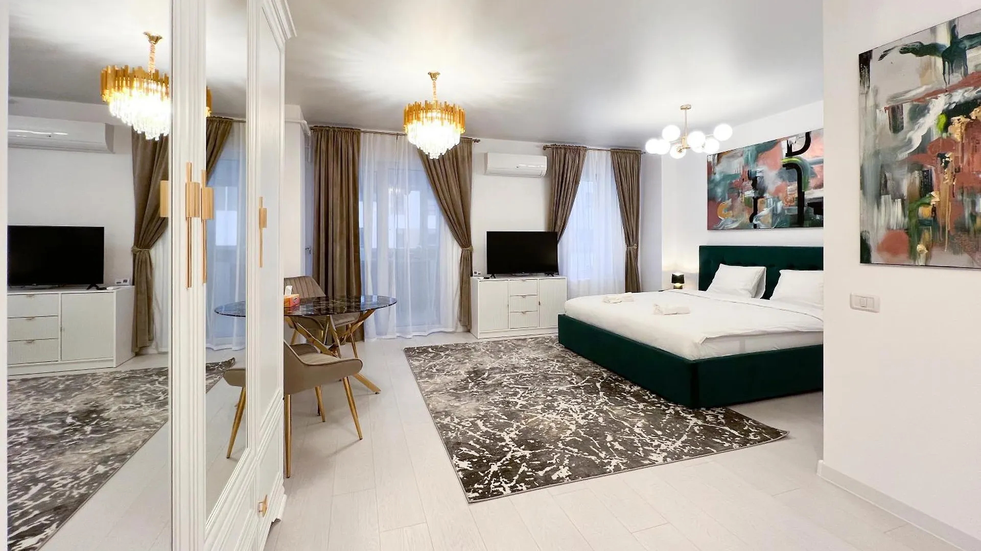 Happy Studio By Rh Living Bucharest Apartment