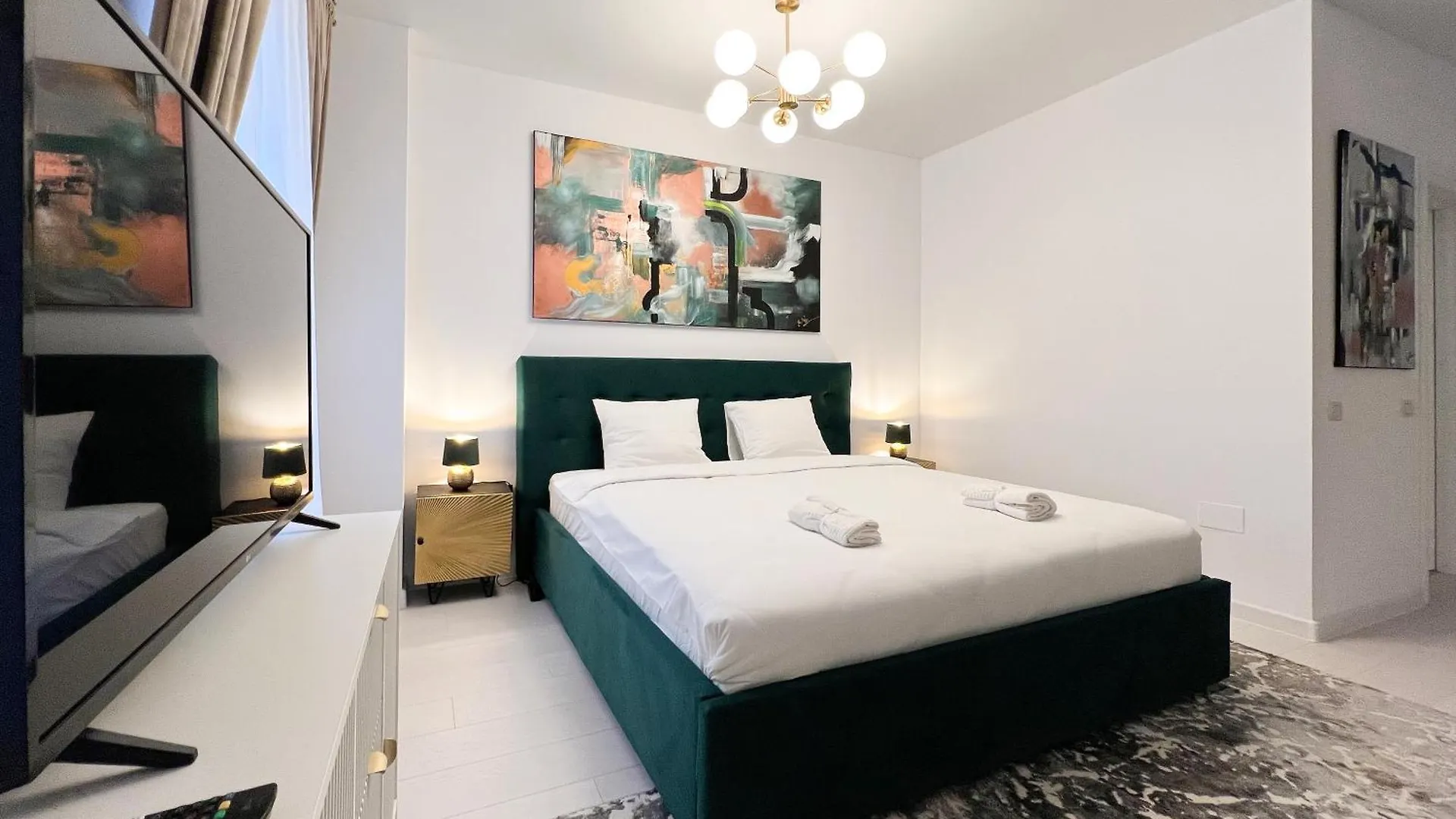 Apartment Happy Studio By Rh Living Bucharest