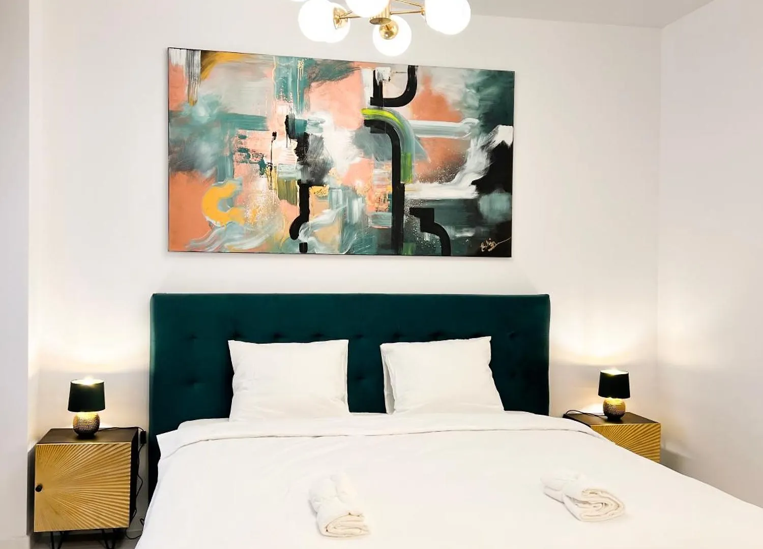 Apartment Happy Studio By Rh Living Bucharest