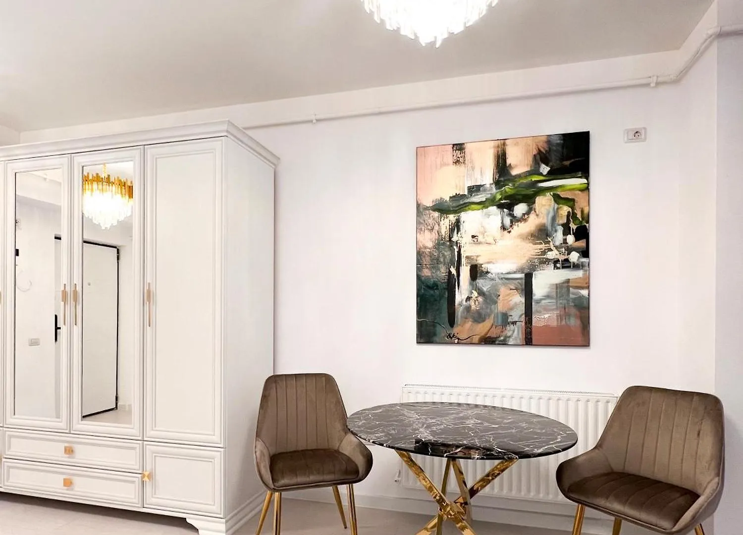 Happy Studio By Rh Living Bucharest Romania